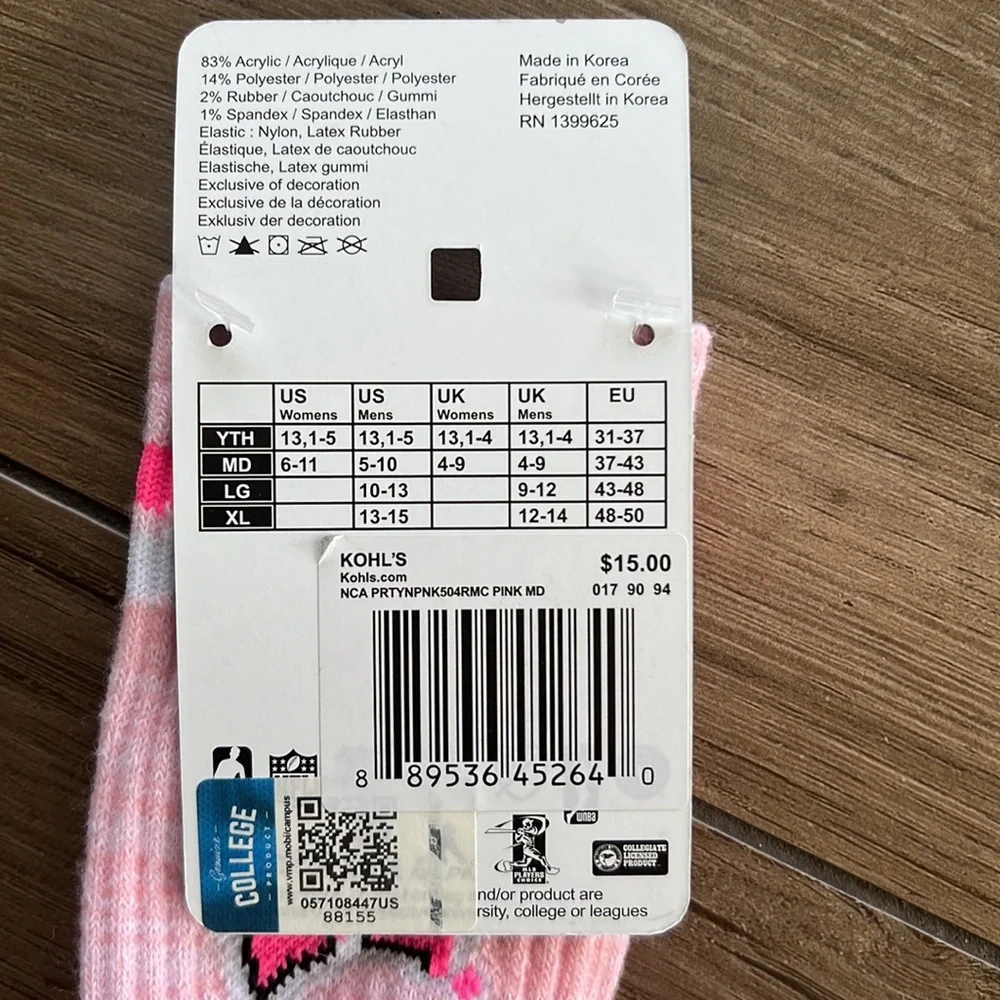 FOR BARE FEET Originals Wisconsin Badgers Pretty in Pink Crew Socks